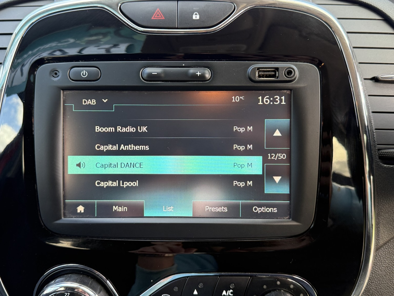 Used Renault Captur 2017 for sale - 78145885: Photo 26