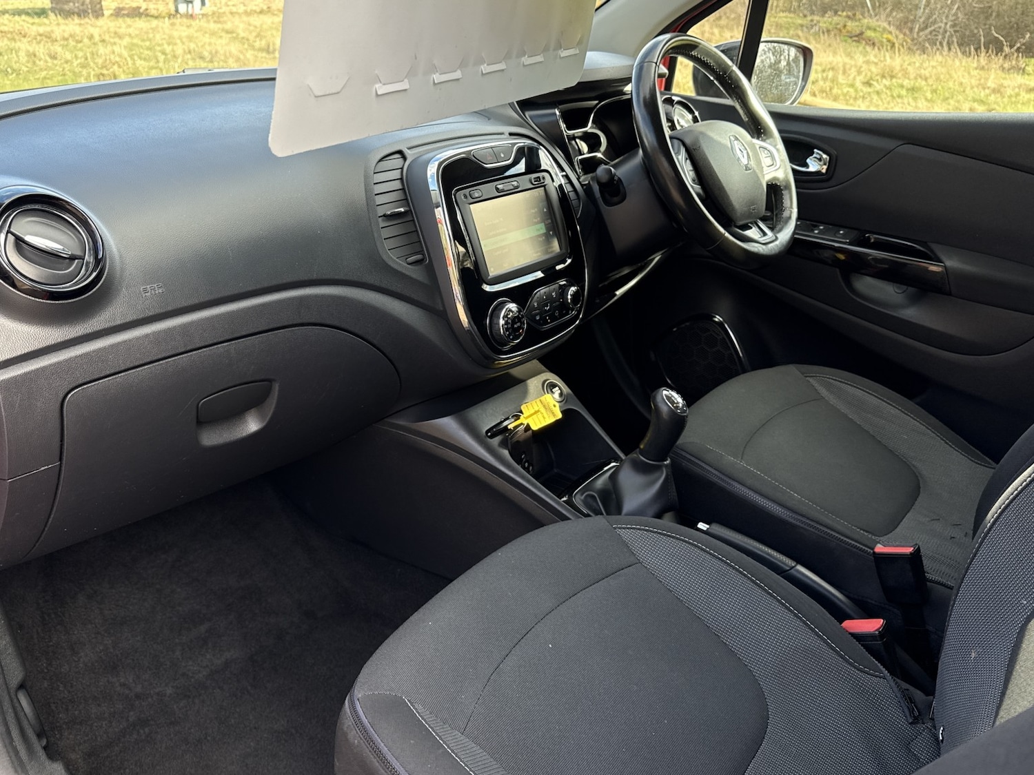 Used Renault Captur 2017 for sale - 78145885: Photo 32