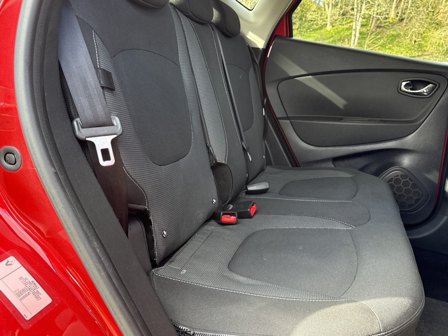 Used Renault Captur 2017 for sale - 78145885: Photo 37