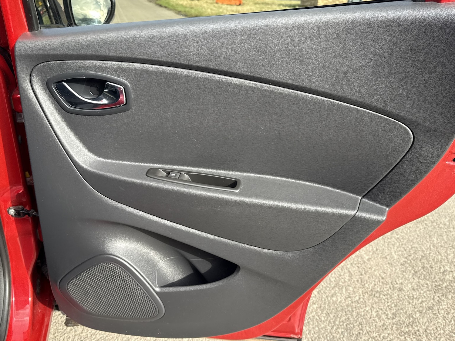 Used Renault Captur 2017 for sale - 78145885: Photo 39