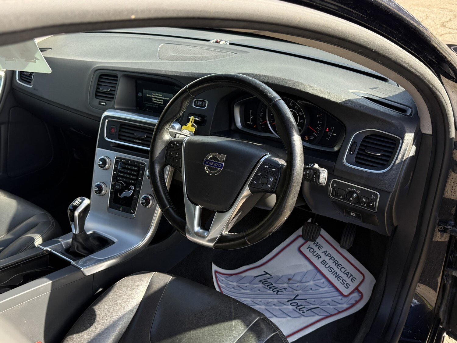 Used Volvo V60 2017 for sale - 78070569: Photo 21