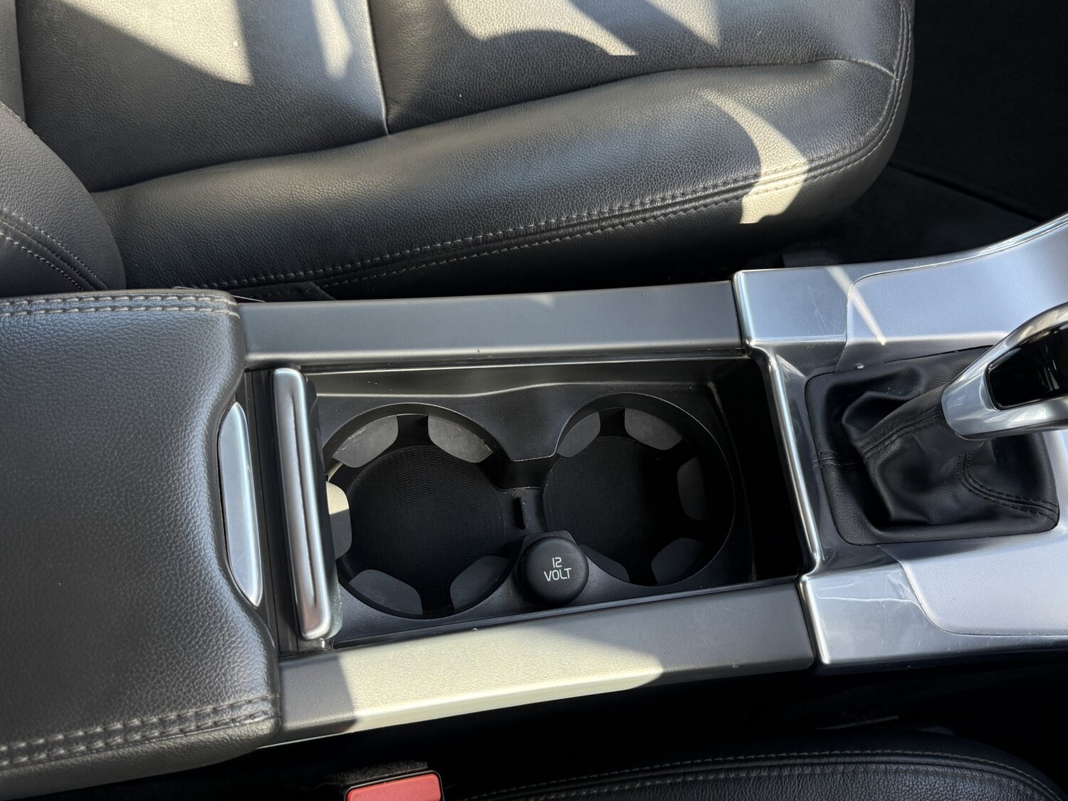 Used Volvo V60 2017 for sale - 78070569: Photo 32