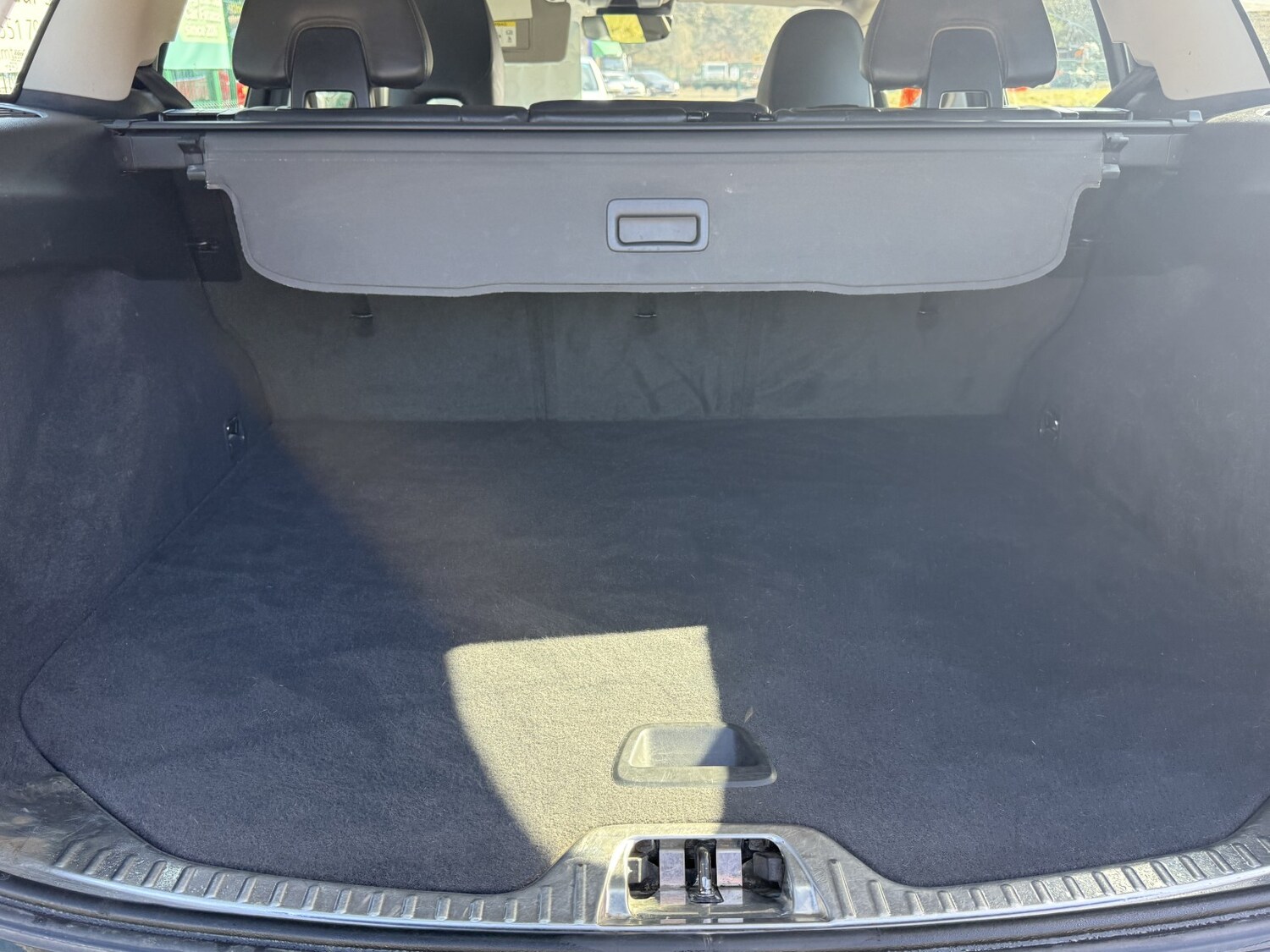 Used Volvo V60 2017 for sale - 78070569: Photo 45