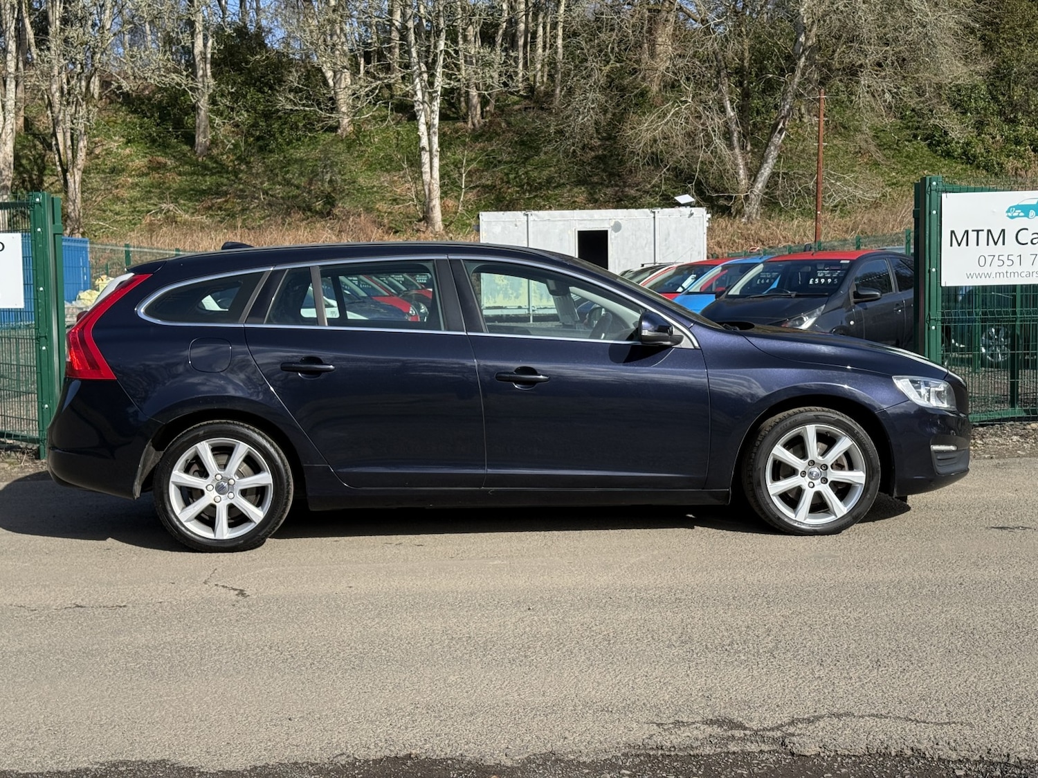 Used Volvo V60 2017 for sale - 78070569: Photo 5