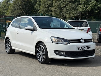 Used Volkswagen Polo 2013 for sale - 79432247: Photo