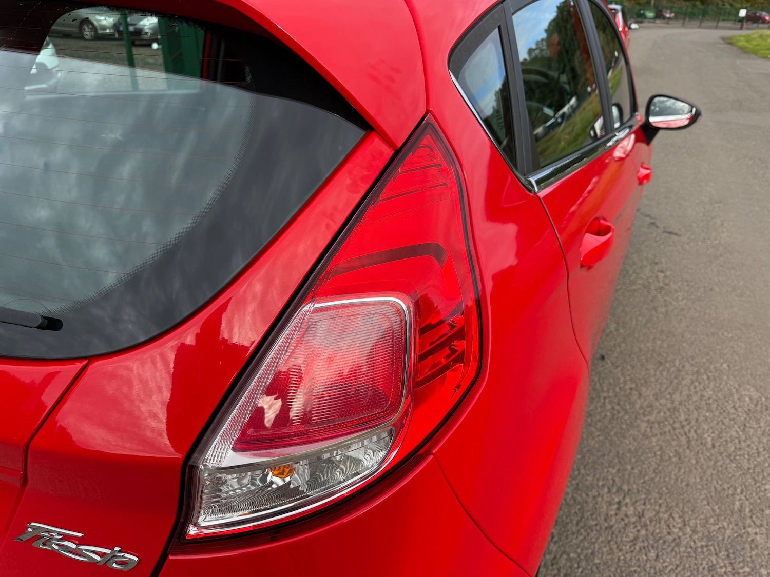 Used Ford Fiesta 2015 for sale - 76853380: Photo 14