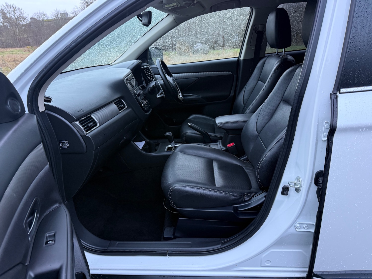 Used Mitsubishi Outlander 2015 for sale - 76738528: Photo 27