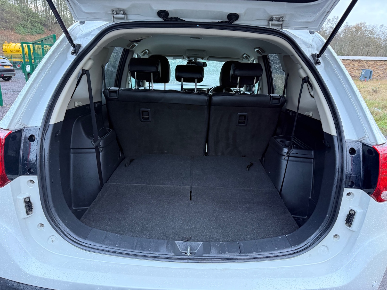 Used Mitsubishi Outlander 2015 for sale - 76738528: Photo 29