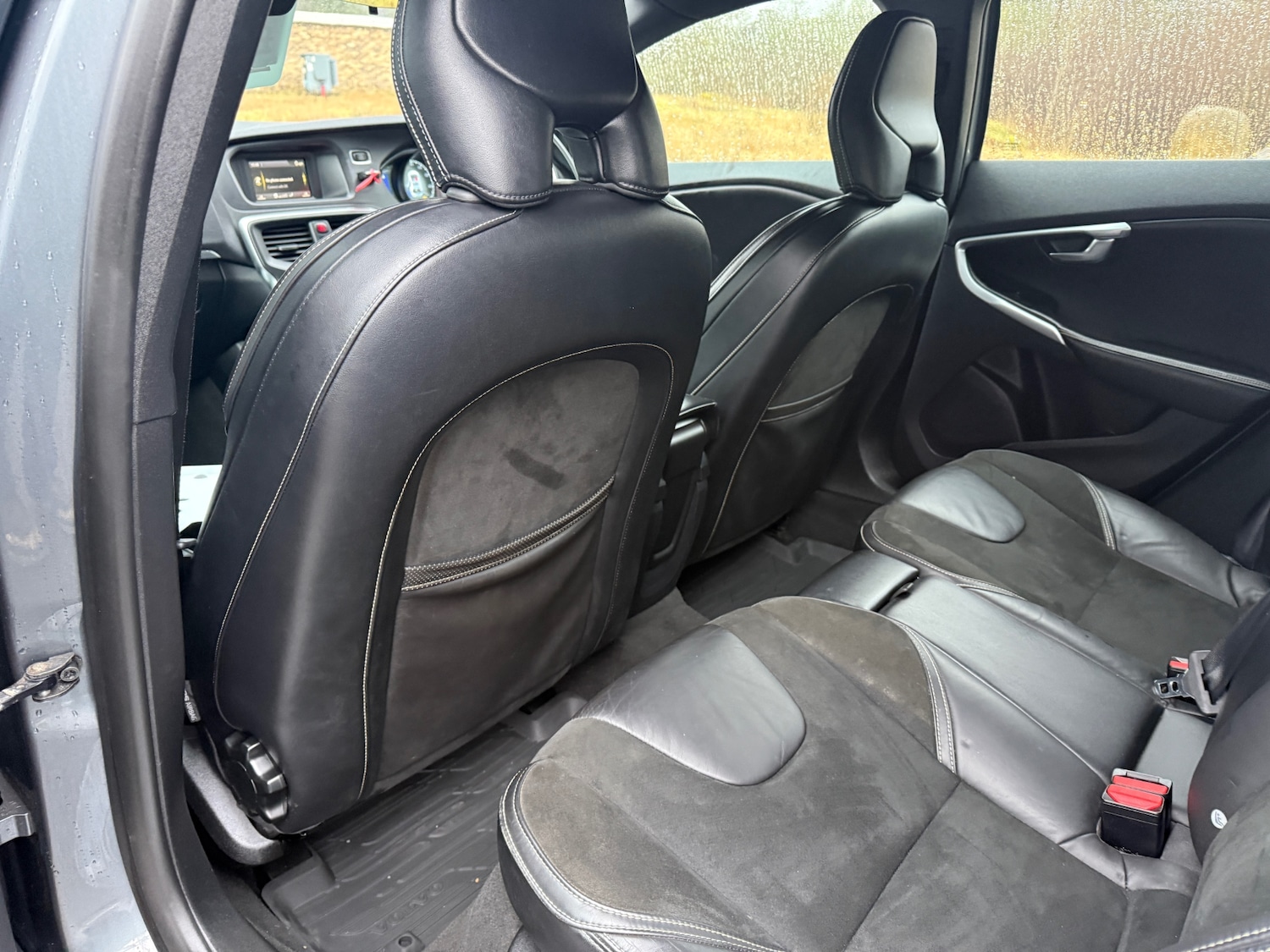 Used Volvo V40 2014 for sale - 77324744: Photo 34