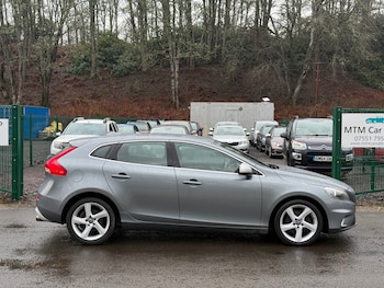 Used Volvo V40 2014 for sale - 77324744: Photo