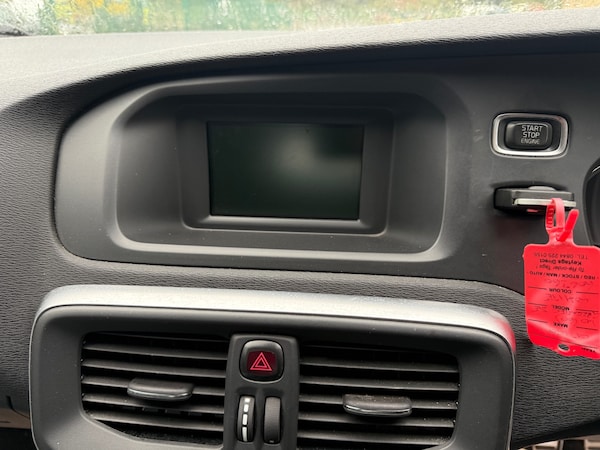 Used Volvo V40 2014 for sale - 74918874: Photo 20
