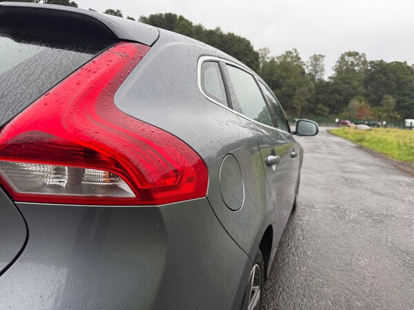 Used Volvo V40 2014 for sale - 74918874: Photo 9