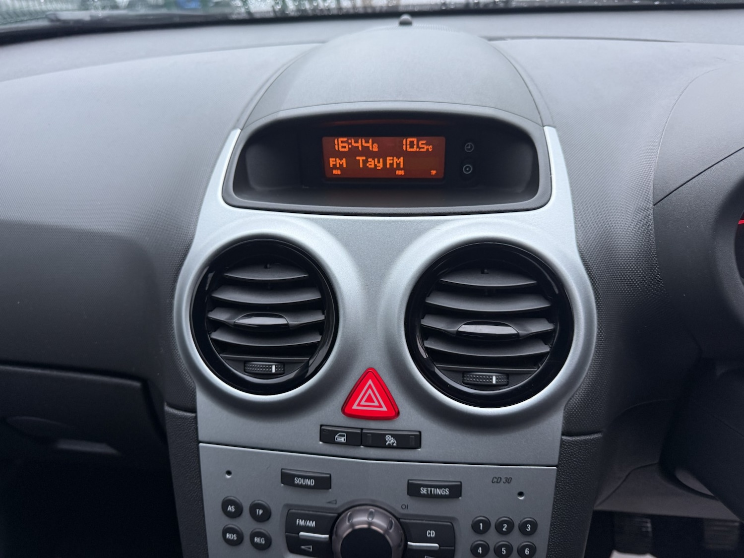 Used Vauxhall Corsa 2012 for sale - 77801775: Photo 22