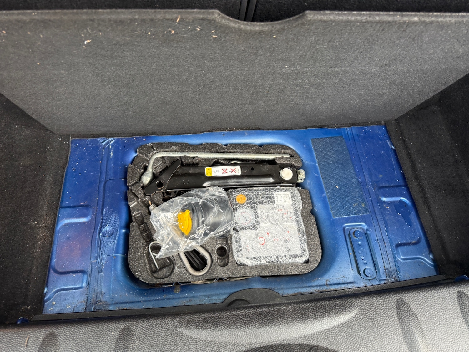 Used MINI Hatch 2013 for sale - 76853354: Photo 28