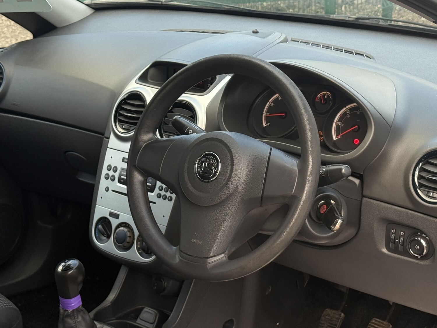 Used Vauxhall Corsa 2011 for sale - 78112110: Photo 21