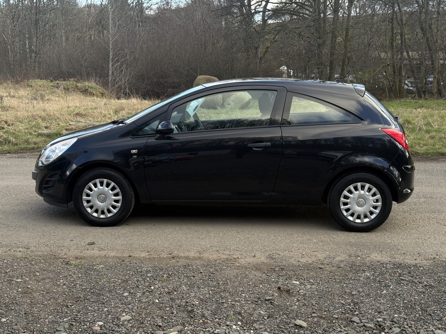 Used Vauxhall Corsa 2011 for sale - 78112110: Photo 9