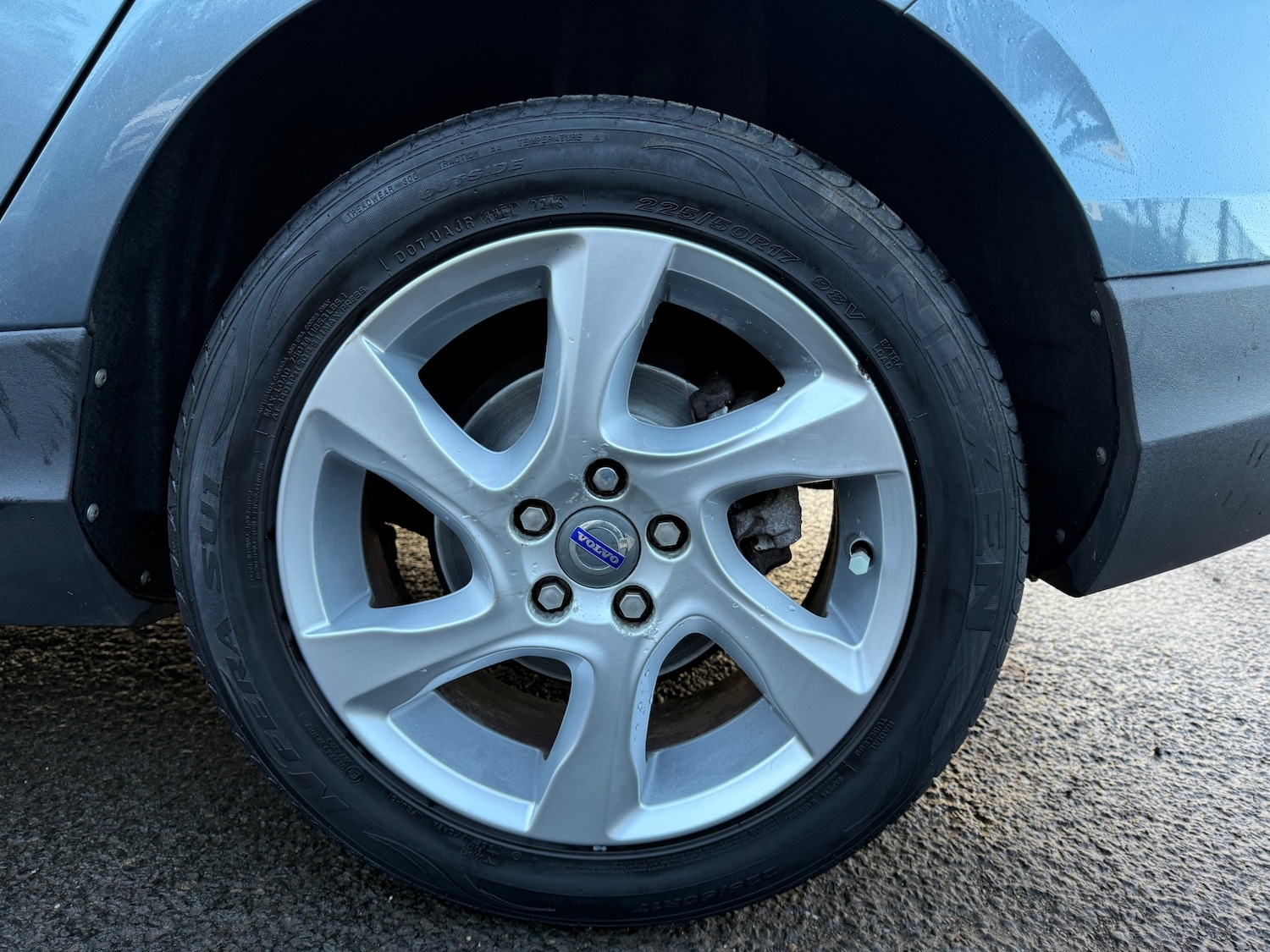 Used Volvo V40 2013 for sale - 76750217: Photo 12