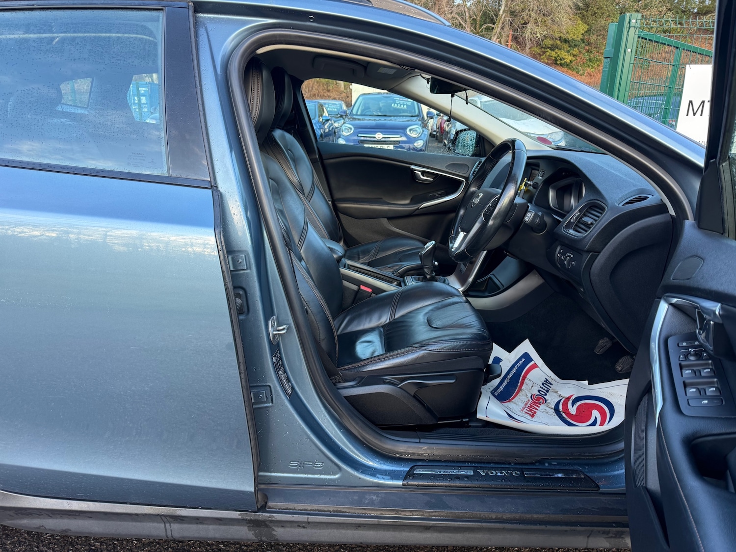 Used Volvo V40 2013 for sale - 76750217: Photo 16