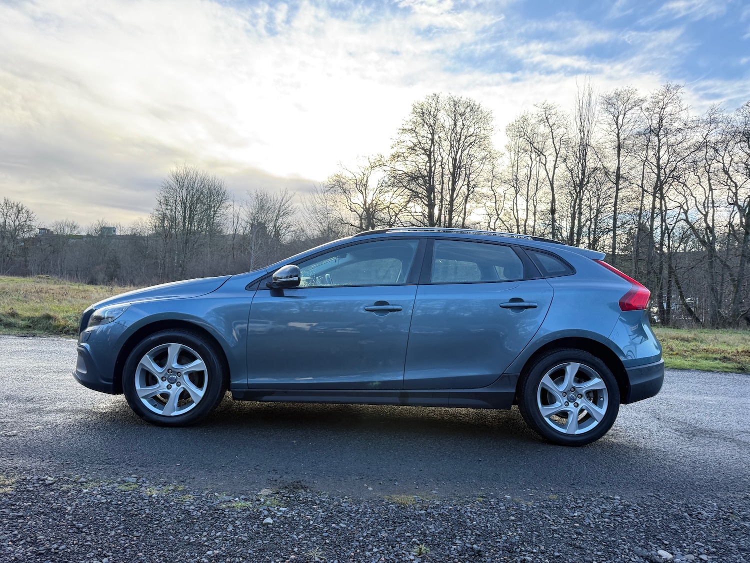 Used Volvo V40 2013 for sale - 76750217: Photo 8