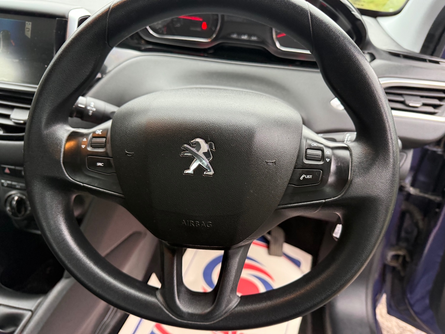 Used Peugeot 208 2014 for sale - 76853384: Photo 16