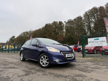 Used Peugeot 208 2014 for sale - 76853384: Photo