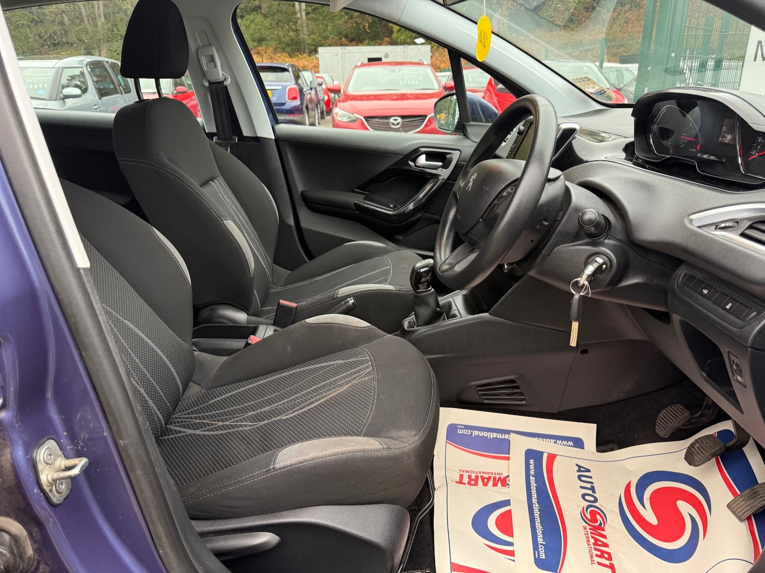 Used Peugeot 208 2014 for sale - 76853384: Photo 21