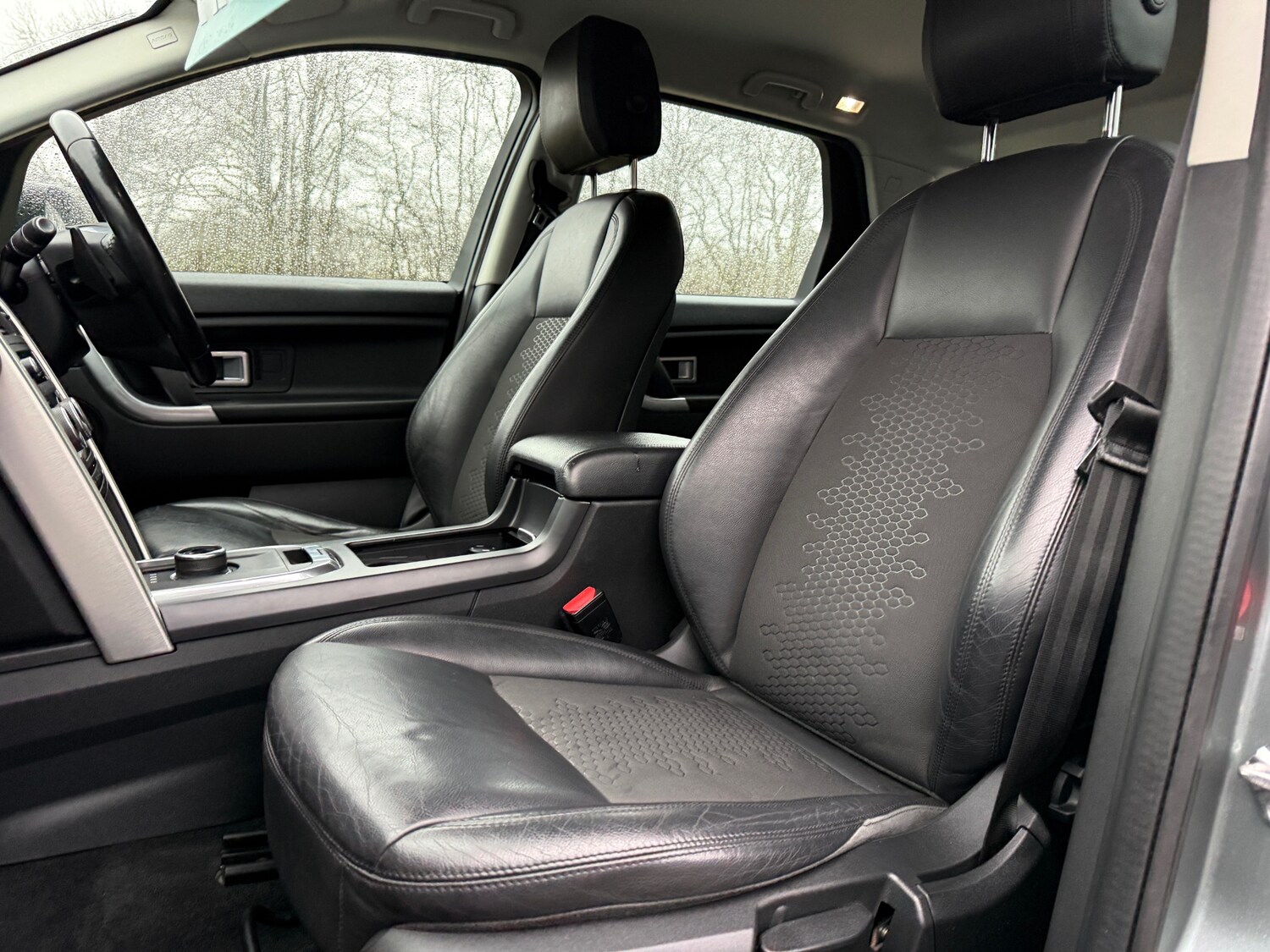 Used Land Rover Discovery Sport 2017 for sale - 77577814: Photo 31