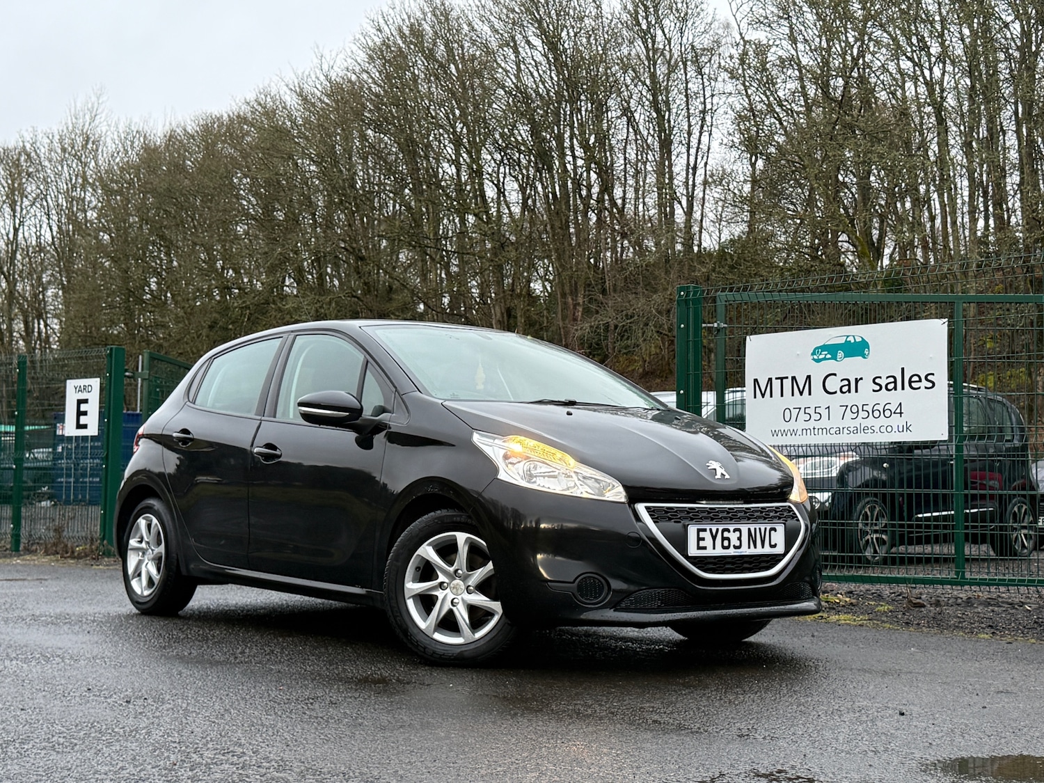 Used Peugeot 208 2013 for sale - 76940060: Photo 1