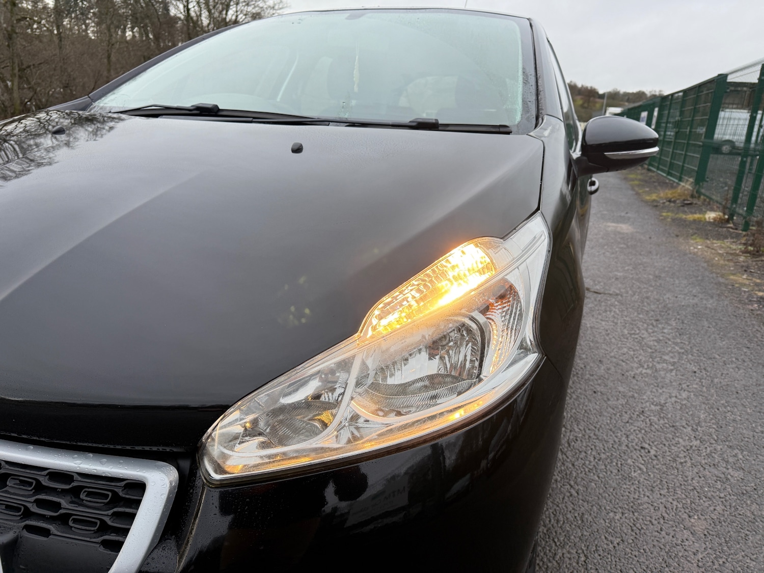 Used Peugeot 208 2013 for sale - 76940060: Photo 11