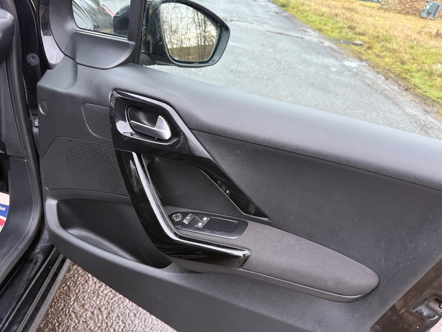 Used Peugeot 208 2013 for sale - 76940060: Photo 18