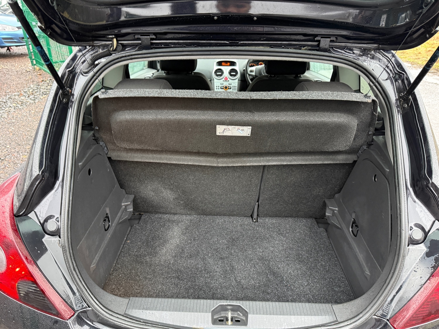 Used Vauxhall Corsa 2009 for sale - 77490643: Photo 29