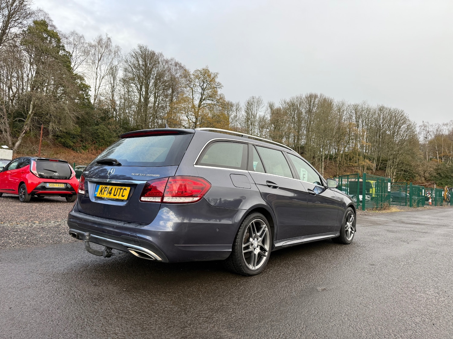 Used Mercedes-Benz E Class 2014 for sale - 76694694: Photo 4