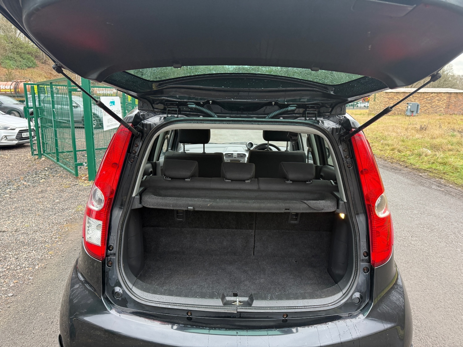 Used Suzuki Splash 2009 for sale - 76933426: Photo 31