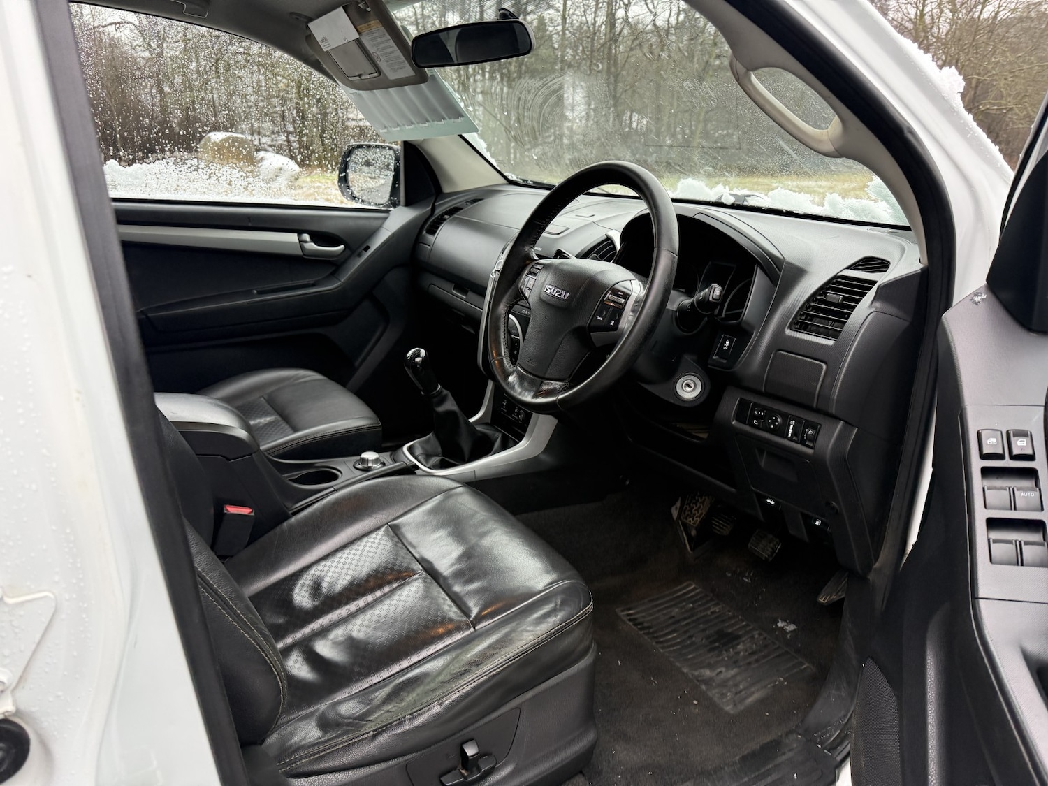 Used Isuzu D-Max 2015 for sale - 77801780: Photo 8