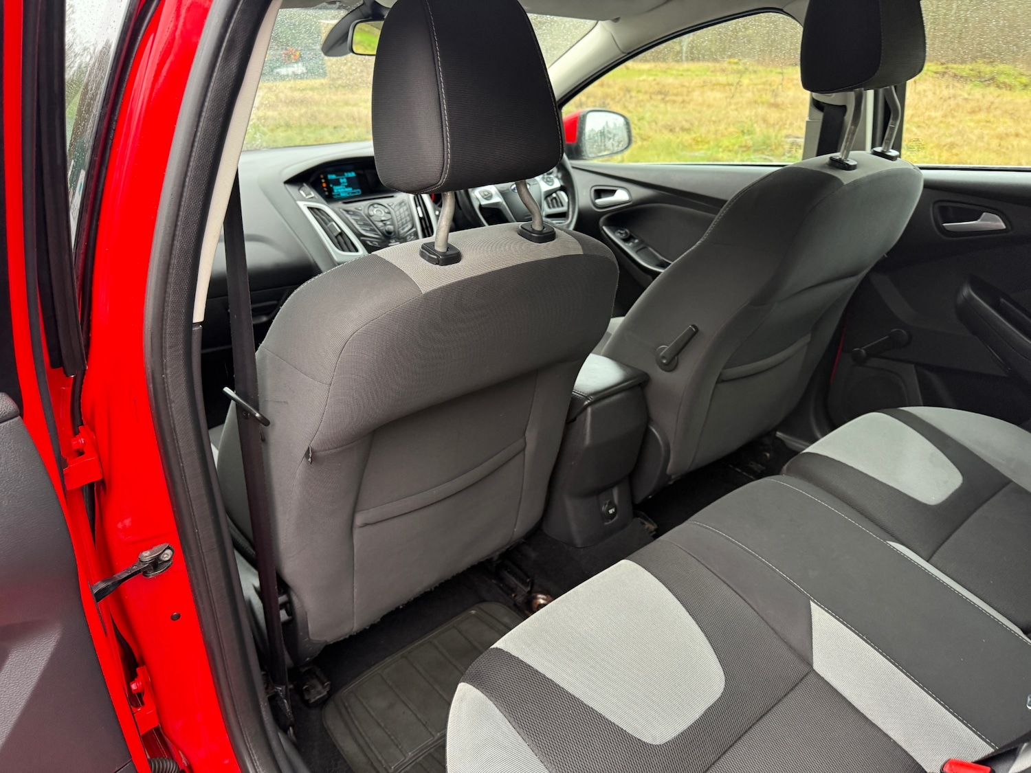 Used Ford Focus 2014 for sale - 76940422: Photo 31