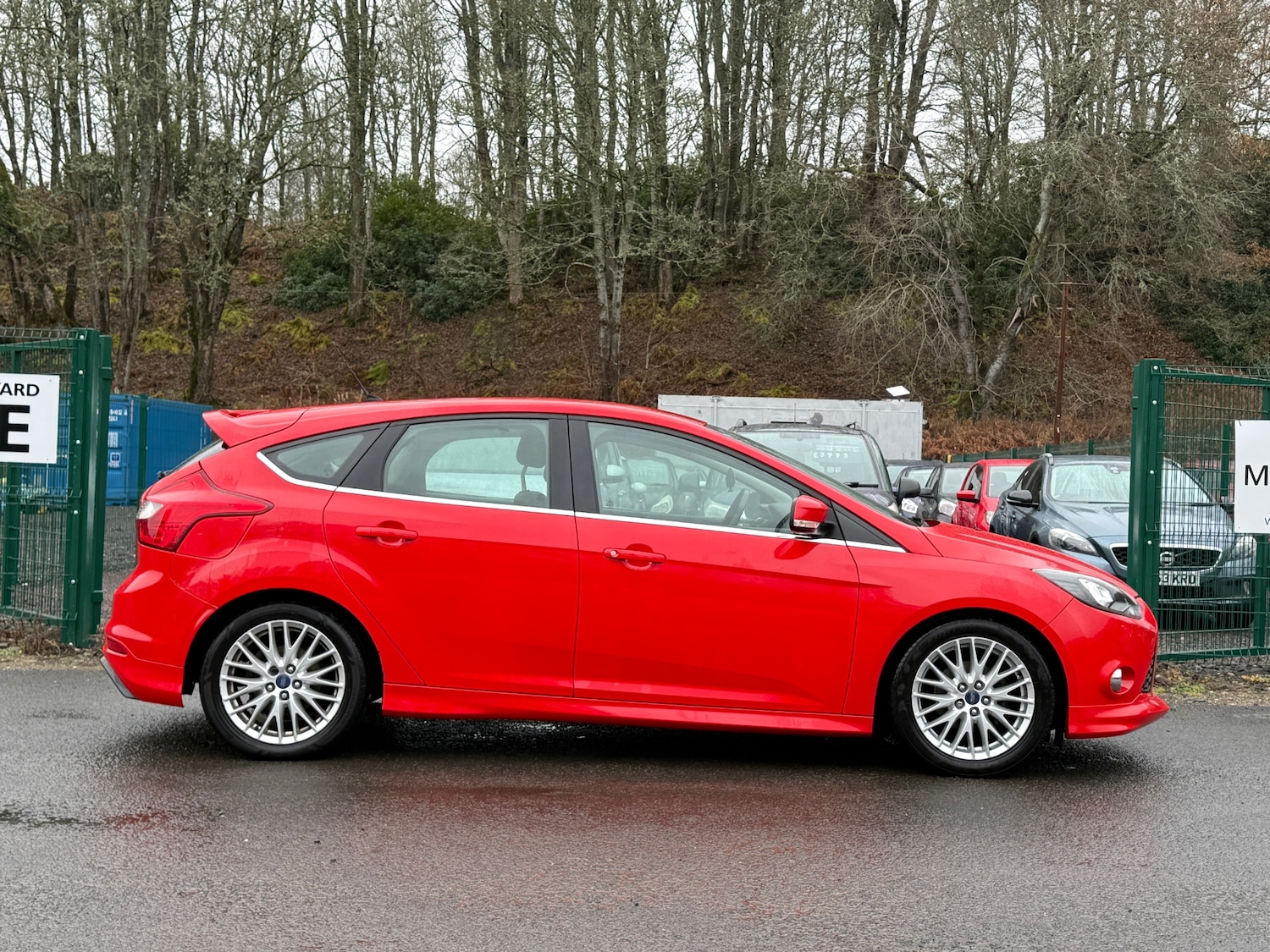 Used Ford Focus 2014 for sale - 76940422: Photo 4