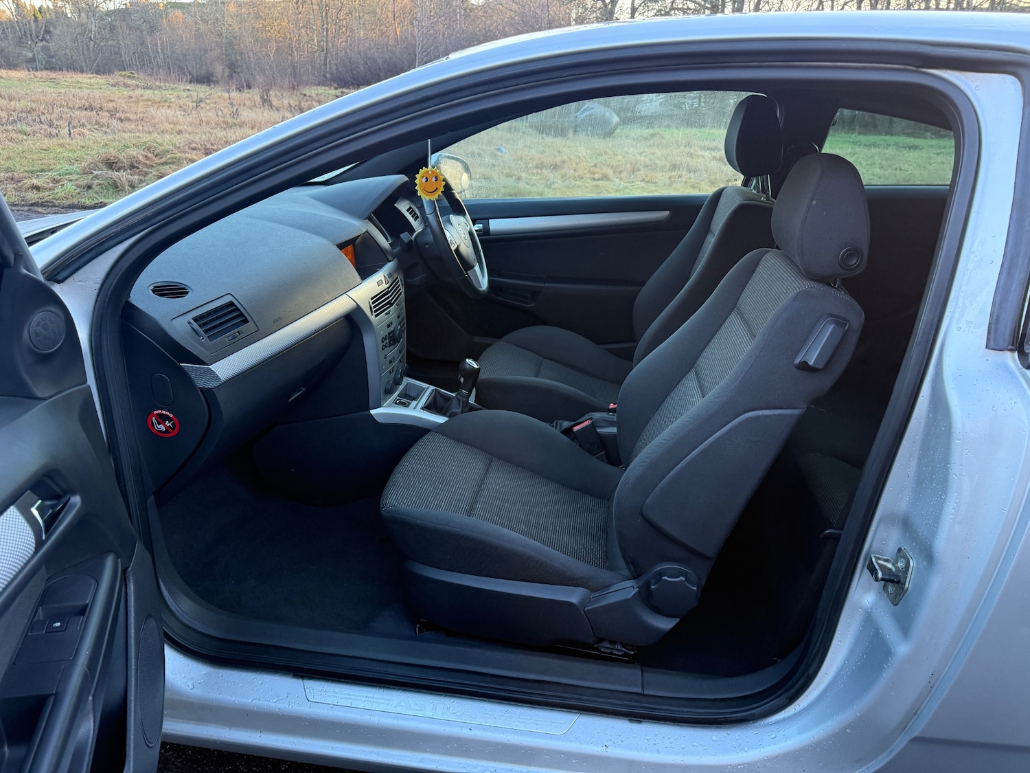 Used Vauxhall Astra 2011 for sale - 77187267: Photo 25