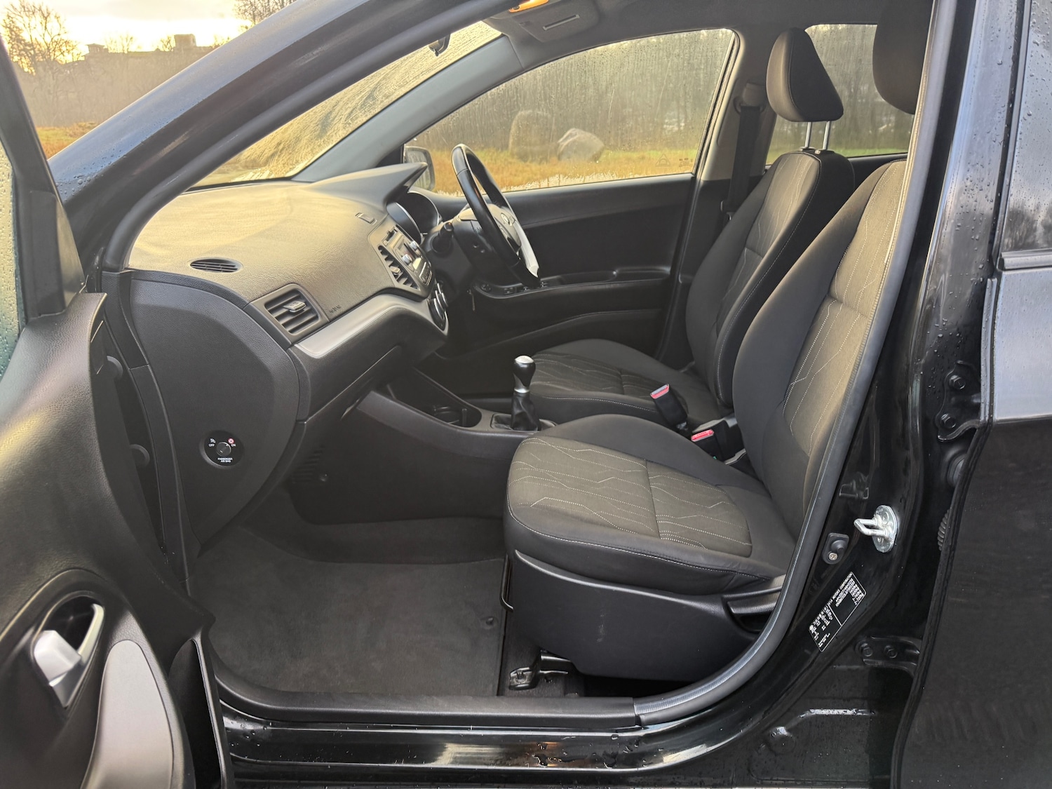 Used Kia Picanto 2015 for sale - 76851824: Photo 25