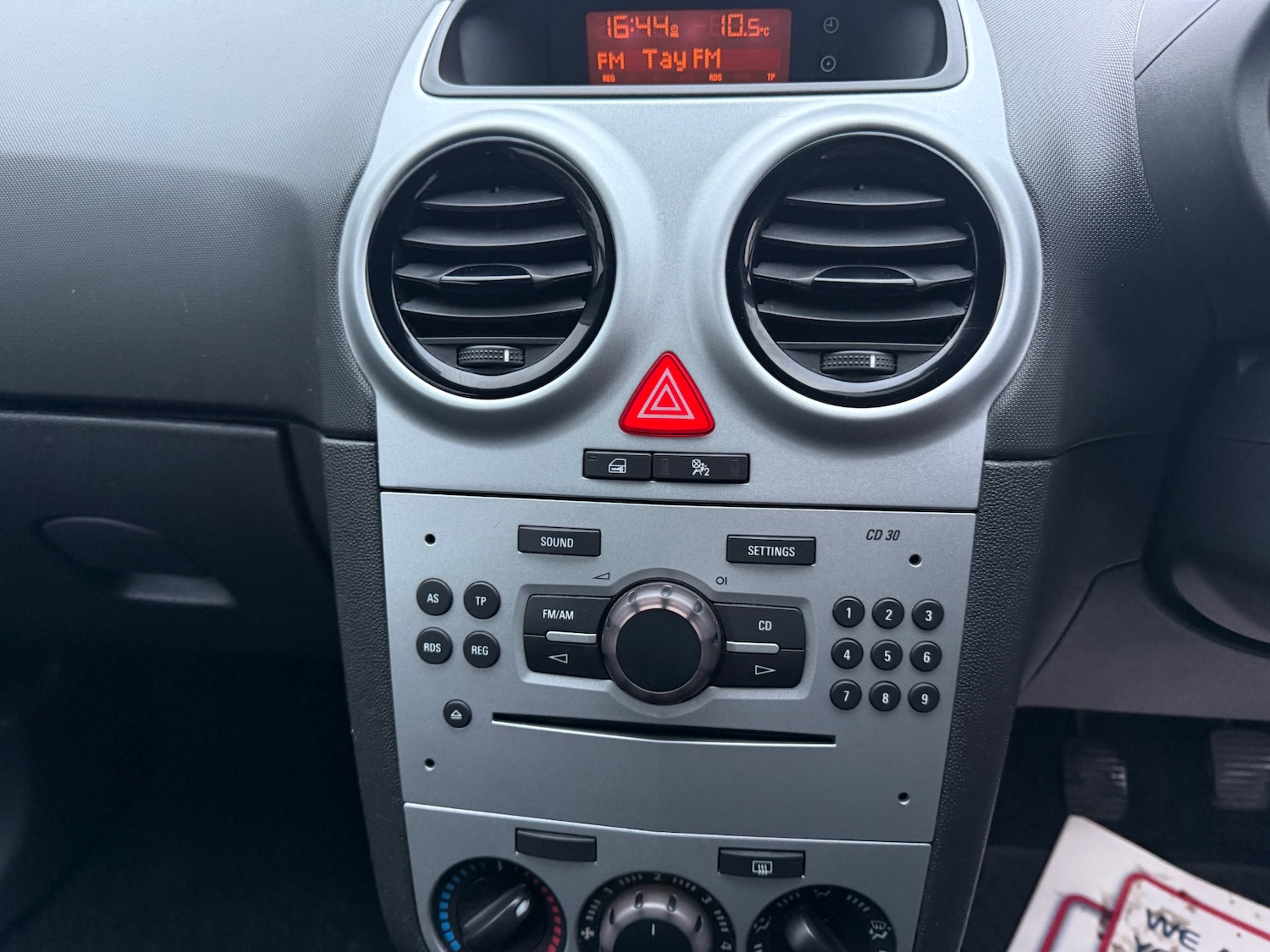 Used Vauxhall Corsa 2012 for sale - 77665799: Photo 23