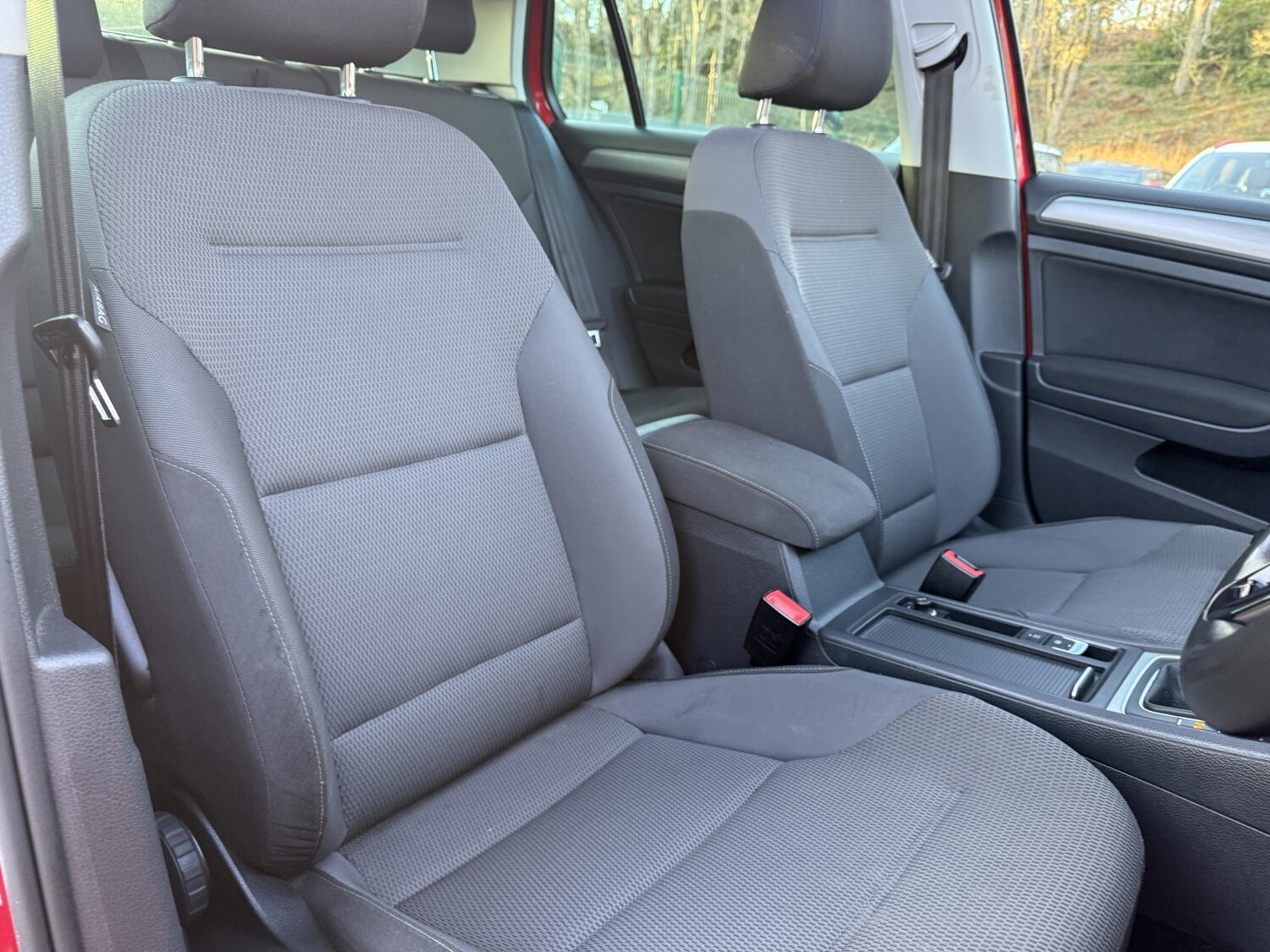 Used Volkswagen Golf 2016 for sale - 77801792: Photo 21