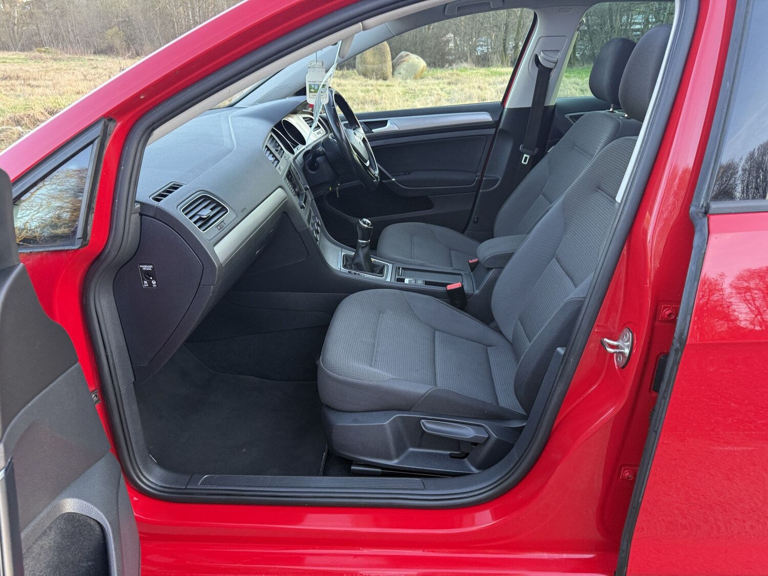 Used Volkswagen Golf 2016 for sale - 77801792: Photo 32