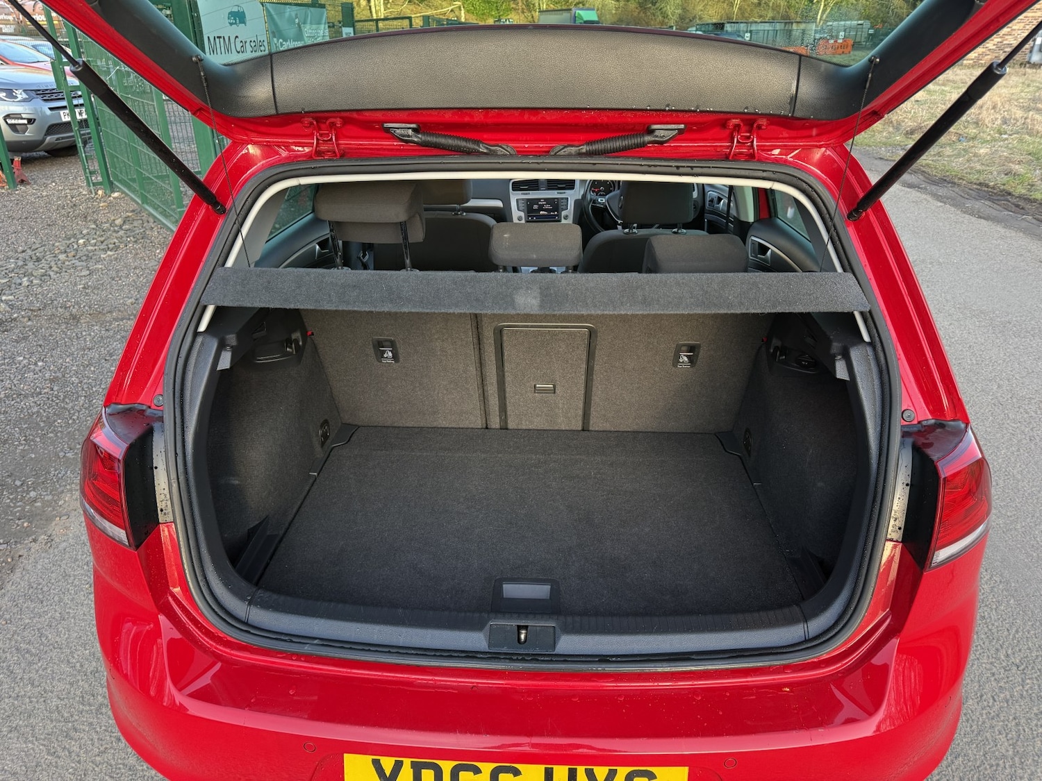 Used Volkswagen Golf 2016 for sale - 77801792: Photo 41