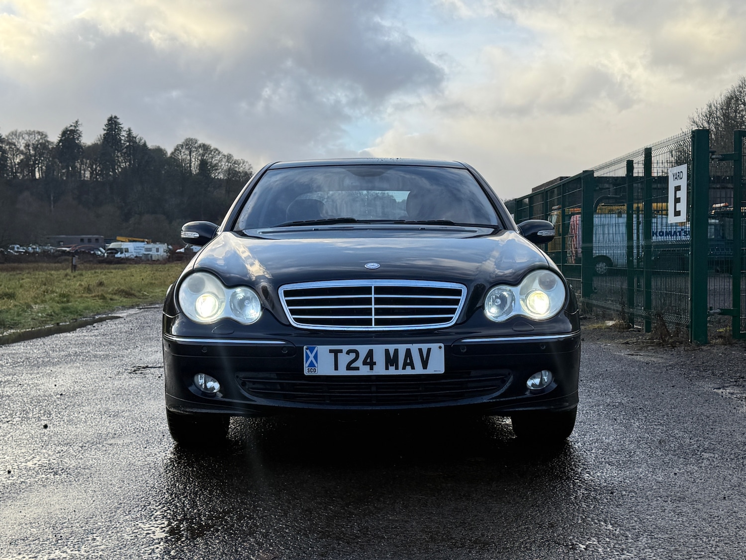 Used Mercedes-Benz C Class 2006 for sale - 76894507: Photo 2