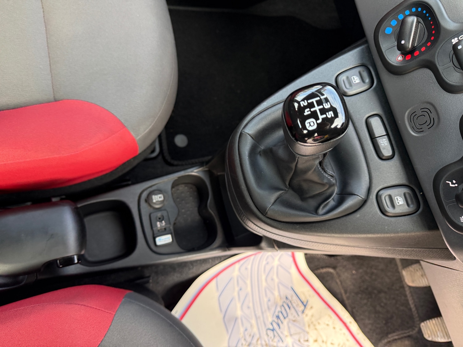 Used Fiat Panda 2016 for sale - 77640607: Photo 24