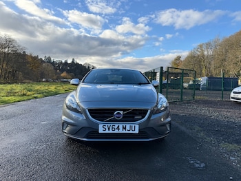 Used Volvo V40 2014 for sale - 76540928: Photo