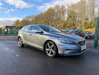 Used Volvo V40 2014 for sale - 76540928: Photo
