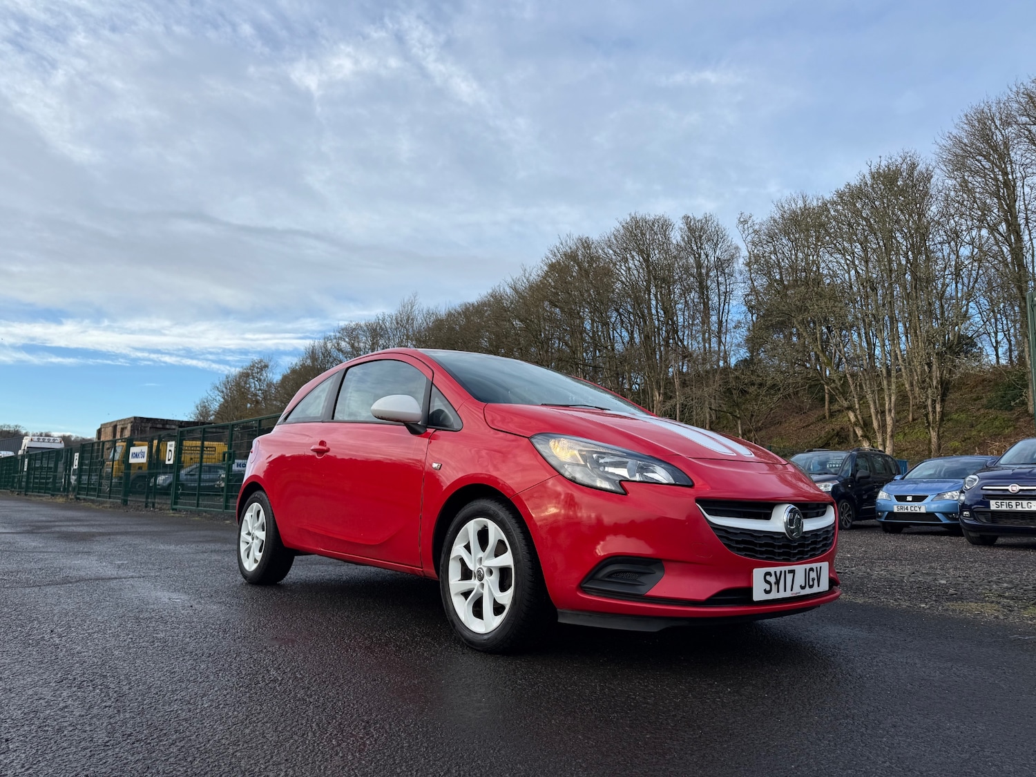 Used Vauxhall Corsa 2017 for sale - 76855309: Photo 2