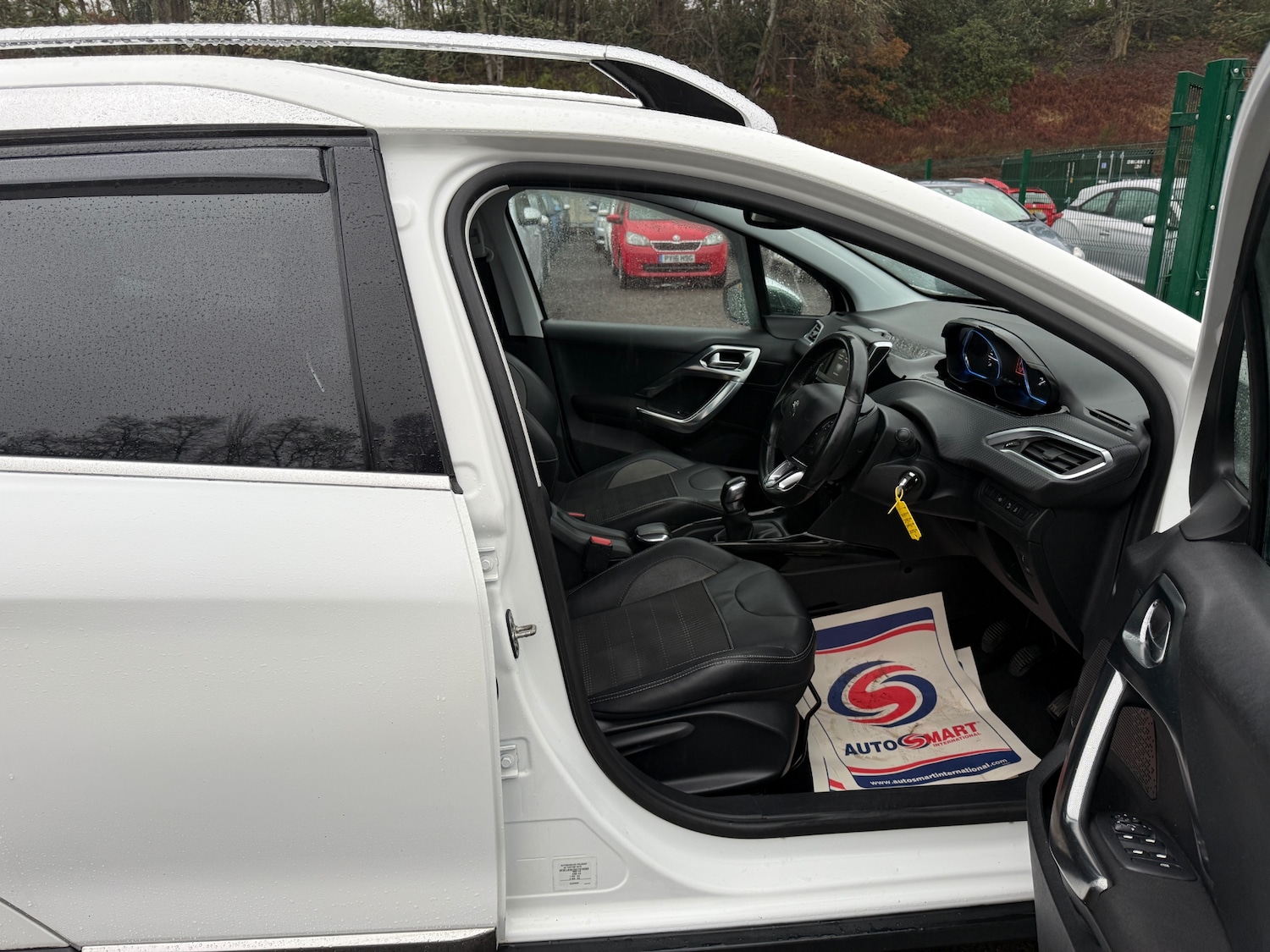 Used Peugeot 2008 2016 for sale - 76879104: Photo 17