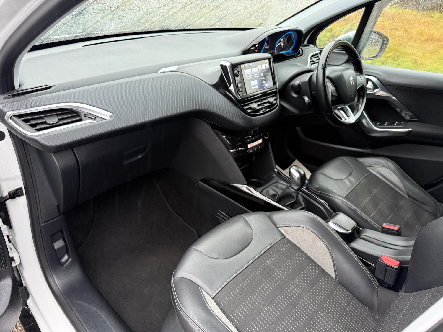 Used Peugeot 2008 2016 for sale - 76879104: Photo 26