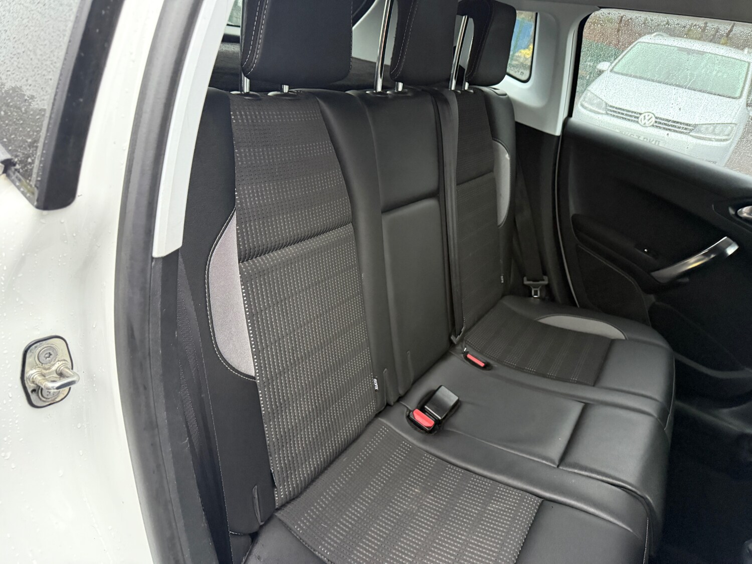 Used Peugeot 2008 2016 for sale - 76879104: Photo 31